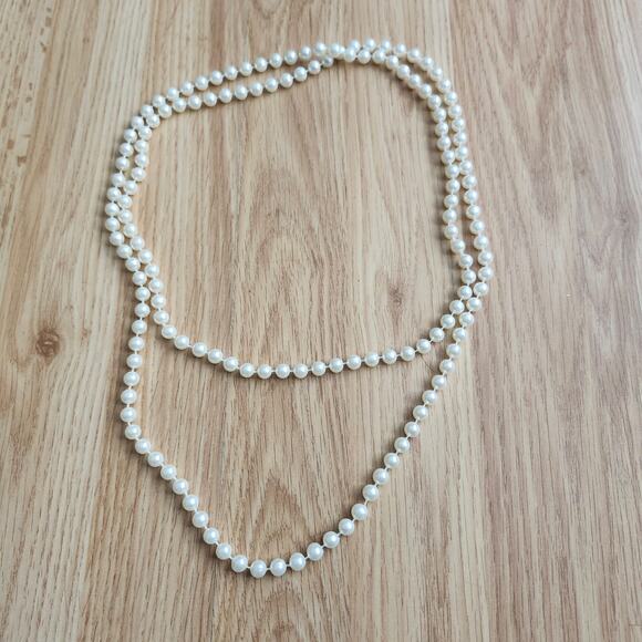 Vintage 29in Faux Pearl Opera Necklace Cream Beaded Bridal Cocktail Costume Chic - Picture 6 of 8